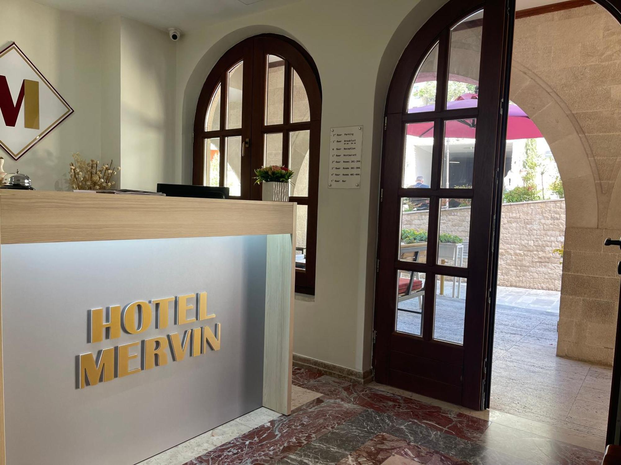 Mervin Hotel Krujë 外观 照片